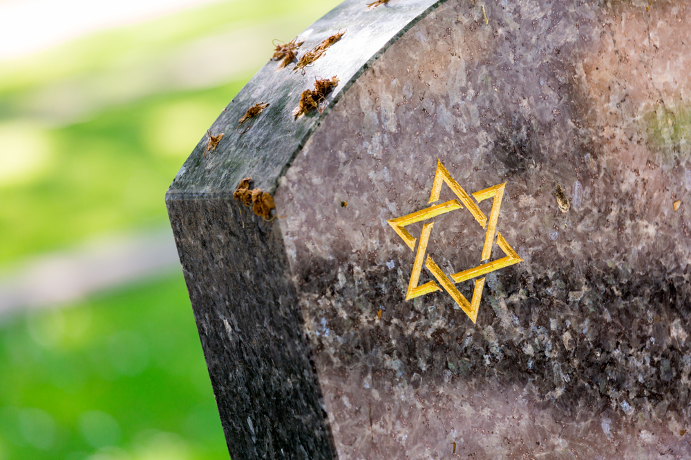 jewish headstone with star of david